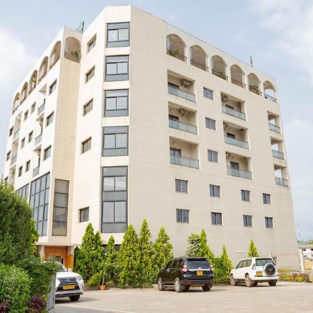 Hotel Hibiscus Louis ลิเบรอวิลล์ ภายนอก รูปภาพ